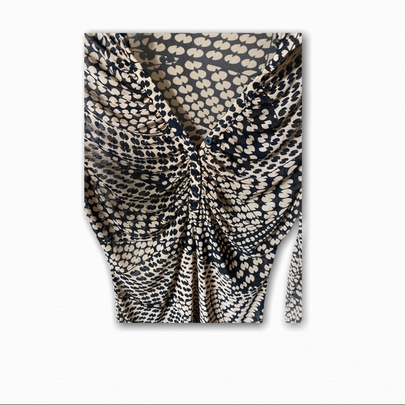 Sakura sheer print blouse. ❤️❤️ - Picture 2 of 4